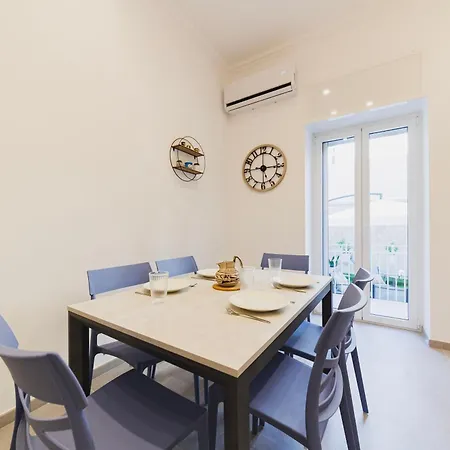 Vaccaro 23 And Sea - 50m Dal Mare & A Pochi Minuti A Piedi Dal Centro Bari