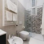Apartament Vaccaro 23 And Sea - 50m Dal Mare & A Pochi Minuti A Piedi Dal Centro