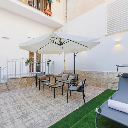 Apartament Vaccaro 23 And Sea - 50m Dal Mare & A Pochi Minuti A Piedi Dal Centro Bari