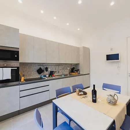 Vaccaro 23 And Sea - 50m Dal Mare & A Pochi Minuti A Piedi Dal Centro * Bari