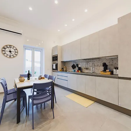 Vaccaro 23 And Sea - 50m Dal Mare & A Pochi Minuti A Piedi Dal Centro Apartamento Bari